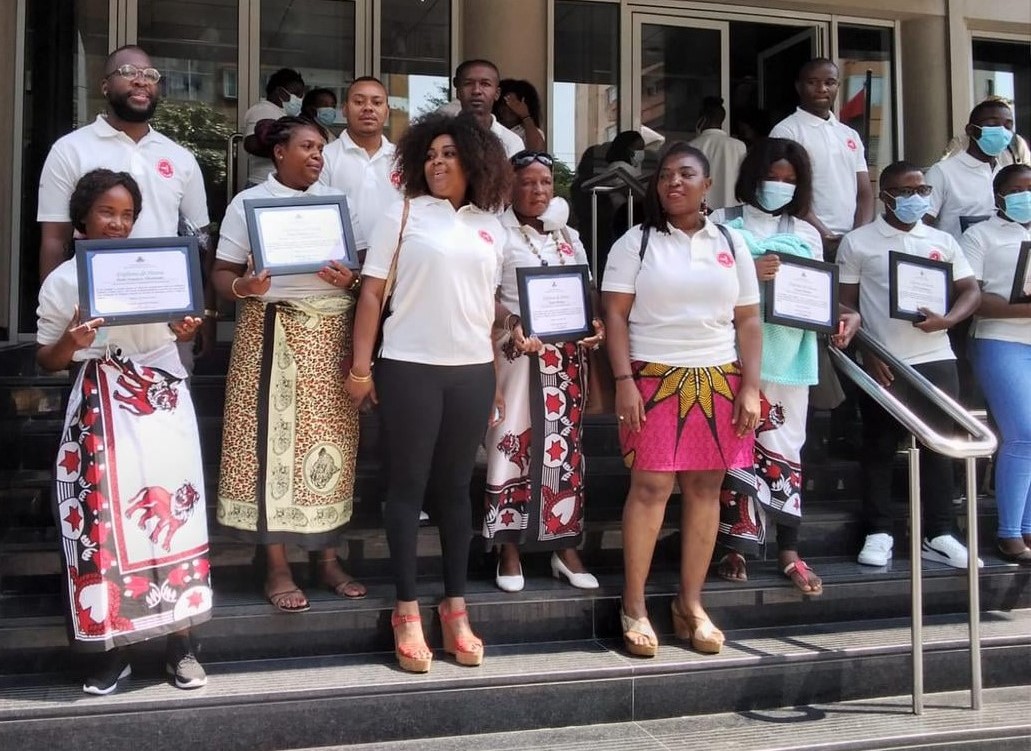 Working with traditional healers to improve TB case finding in Mozambique hands to end TB in Mozambique