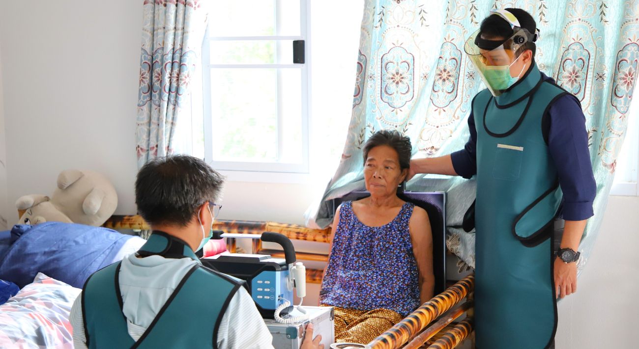 Unitaid and partners cut cost of portable AI-compatible X-ray device, bringing TB screening closer to communities  